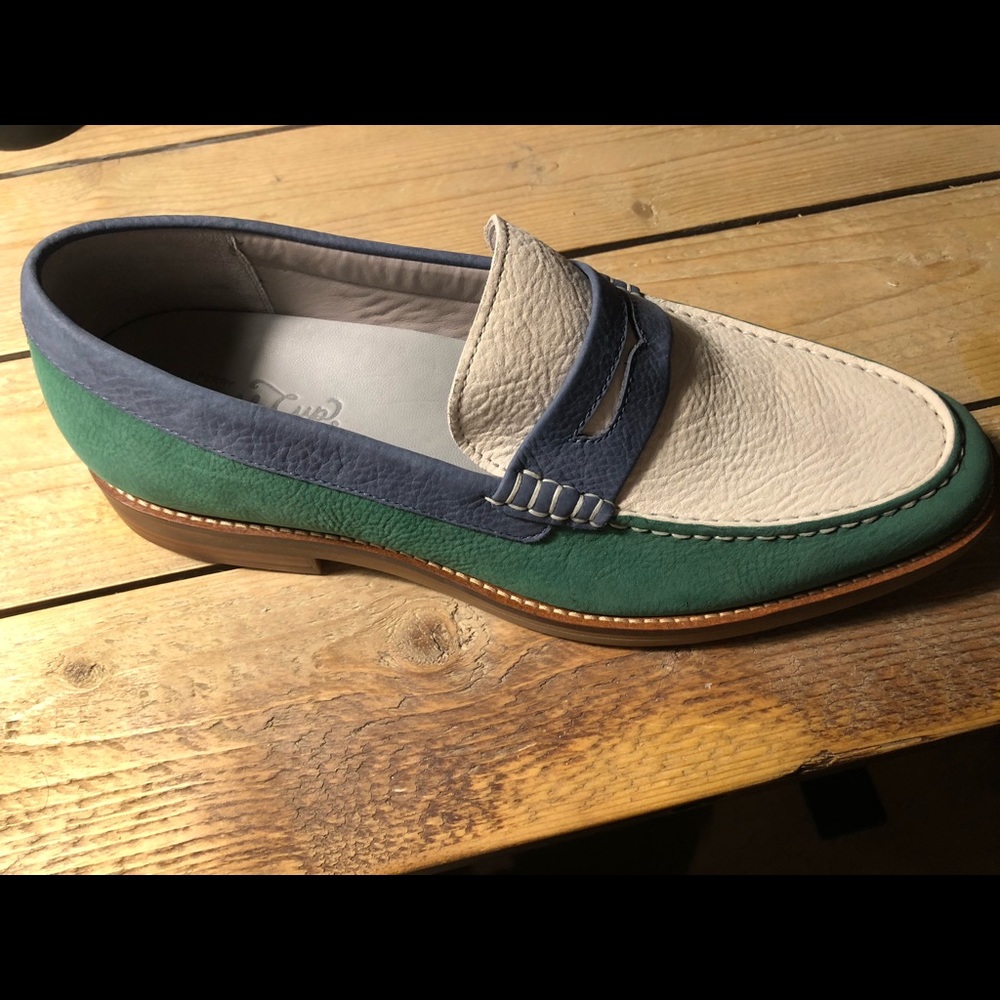 Sperry Tri Color Gold Cup Loafers NWOB Size 11